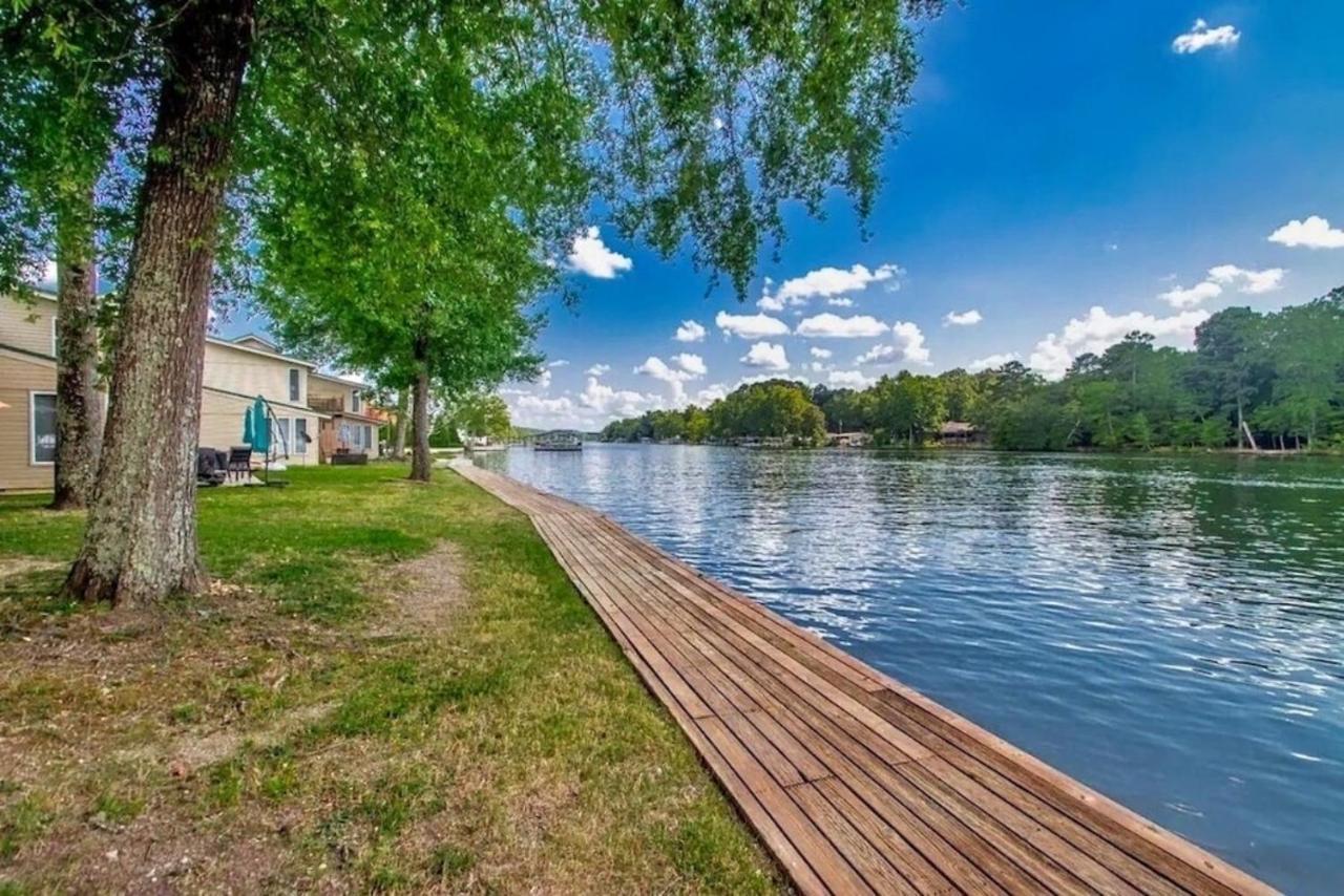 Boho Lakefront Condo With Stunning Views! Hawes Eksteriør bilde